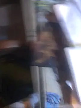 Snapshot of mM0140 chatting on 07-20-26, 01:35 mM0140 online show from 07-20-26, 01:35
