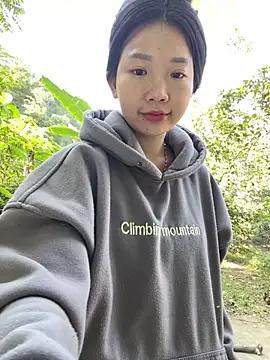 Miumieu online show from 11-29-25, 02:03