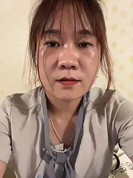Snapshot of qinejr37 chatting on 09-19-25, 04:58 qinejr37 online show from 09-19-25, 04:58