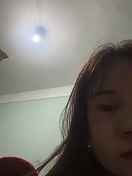 Snapshot of qinejr37 chatting on 10-03-25, 11:24 qinejr37 online show from 10-03-25, 11:24