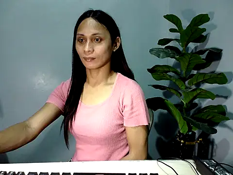 Snapshot of missruffa chatting on 09-14-25, 01:21 missruffa online show from 09-14-25, 01:21