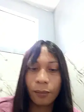 Snapshot of missruffa chatting on 05-08-26, 02:28 missruffa online show from 05-08-26, 02:28