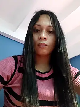 Snapshot of missruffa chatting on 05-20-26, 02:01 missruffa online show from 05-20-26, 02:01