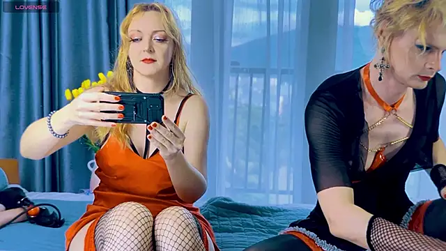 Snapshot of LolaSpaisTS chatting on 09-16-25, 12:44 LolaSpaisTS online show from 09-16-25, 12:44