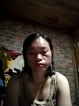   Ngoc20   online show from 10-15-25, 02:39