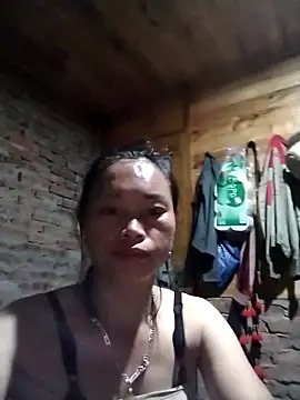   Ngoc20   online show from 10-20-25, 05:08