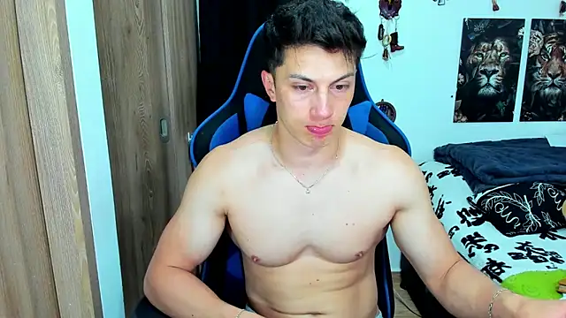 javiersexymann online show from 02-17-25, 11:42