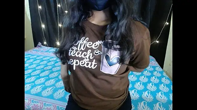 Vanya 7 online show from 11-27-25, 10:56