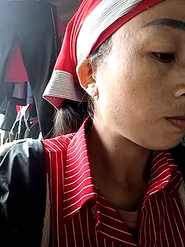 lucybaby00 online show from 10-25-25, 03:14