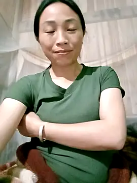 Snapshot of lucybaby00 chatting on 04-19-26, 10:36 lucybaby00 online show from 04-19-26, 10:36