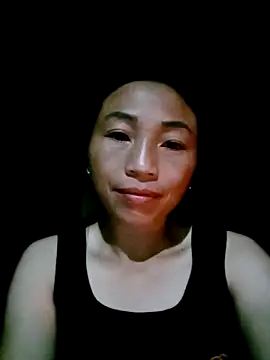 Snapshot of lucybaby00 chatting on 04-21-26, 10:34 lucybaby00 online show from 04-21-26, 10:34