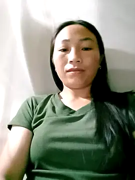 Snapshot of lucybaby00 chatting on 04-28-26, 08:14 lucybaby00 online show from 04-28-26, 08:14
