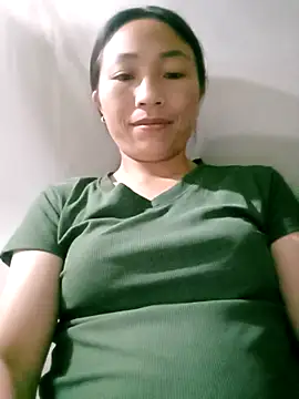 Snapshot of lucybaby00 chatting on 05-05-26, 10:51 lucybaby00 online show from 05-05-26, 10:51