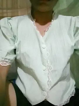Snapshot of lucybaby00 chatting on 06-18-26, 10:14 lucybaby00 online show from 06-18-26, 10:14