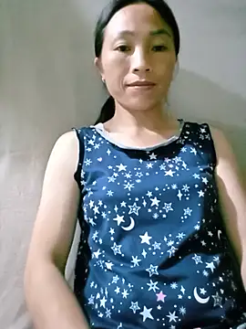 Snapshot of lucybaby00 chatting on 07-28-26, 02:35 lucybaby00 online show from 07-28-26, 02:35