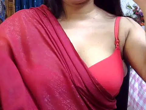 Snapshot of Ridiha_Pari chatting on 09-26-25, 04:22 Ridiha Pari online show from 09-26-25, 04:22