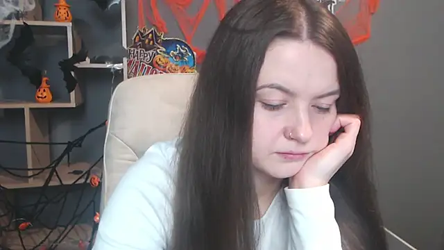 Snapshot of MavkaCute chatting on 11-03-25, 07:04 MavkaCute online show from 11-03-25, 07:04