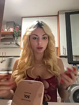 Snapshot of NoeliaGarcia17 chatting on 10-02-25, 10:17 NoeliaGarcia17 online show from 10-02-25, 10:17