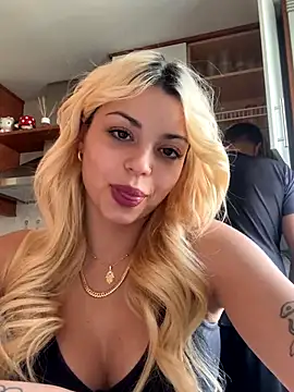 Snapshot of NoeliaGarcia17 chatting on 10-03-25, 03:20 NoeliaGarcia17 online show from 10-03-25, 03:20
