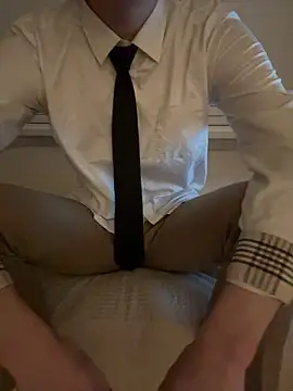 Snapshot of max_x_xine_ chatting on 10-23-25, 03:00 max x xine  online show from 10-23-25, 03:00