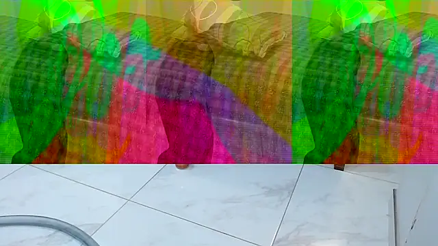 Snapshot of skinnyverus18 chatting on 02-15-26, 07:54 skinnyverus18 online show from 02-15-26, 07:54