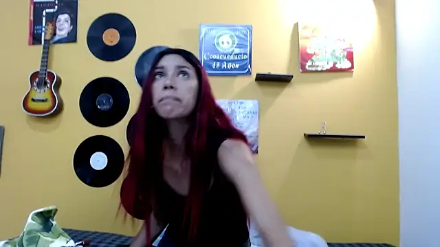 skinnyverus18 online show from 03-05-26, 07:32