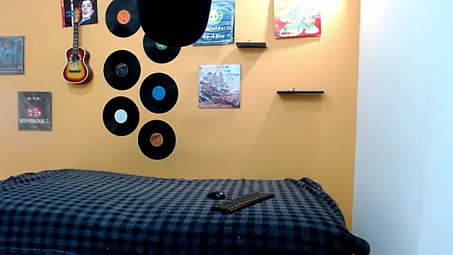 skinnyverus18 online show from 03-14-26, 07:08