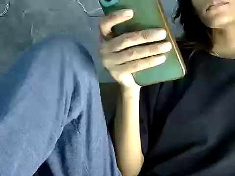 Snapshot of Your-muskan chatting on 11-29-25, 05:43 Your-muskan online show from 11-29-25, 05:43