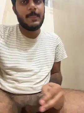 Snapshot of hotboy_hyd1 chatting on 07-01-26, 01:56 hotboy hyd1 online show from 07-01-26, 01:56