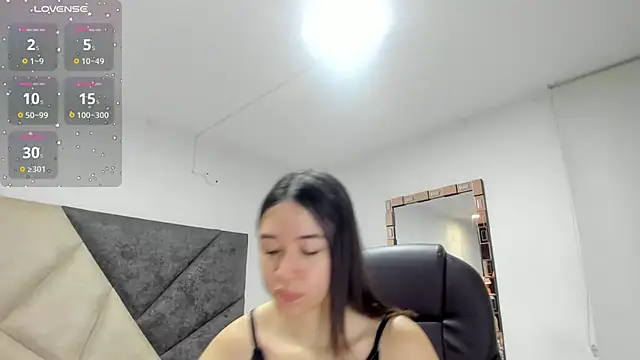 SaraWagner  online show from 11-16-25, 01:11