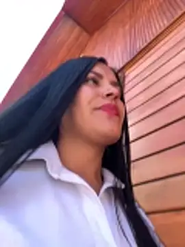 MacaW09 online show from 02-27-26, 05:35