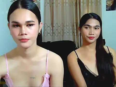 Snapshot of airyloove chatting on 12-15-25, 02:38 airyloove online show from 12-15-25, 02:38