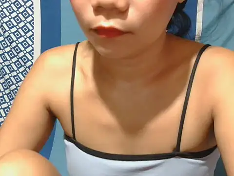 Snapshot of asian_hotbabe08 chatting on 06-10-26, 11:03 asian hotbabe08 online show from 06-10-26, 11:03
