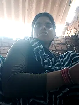 Snapshot of Soniya_pandit chatting on 06-26-26, 02:49 Soniya pandit online show from 06-26-26, 02:49