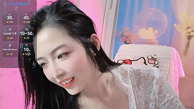 Snapshot of Ya-Ya- chatting on 12-18-25, 10:43 Ya-Ya- online show from 12-18-25, 10:43