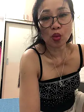 Vitamin sexy online show from 10-21-25, 12:50