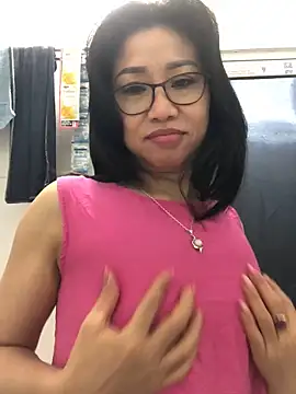 Vitamin sexy online show from 12-21-25, 04:14