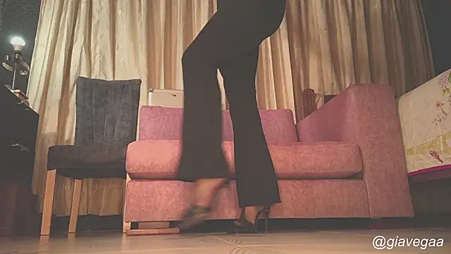 Snapshot of gigifontaine__ chatting on 12-03-25, 09:57 gigifontaine online show from 12-03-25, 09:57