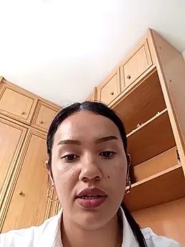 Snapshot of gigifontaine__ chatting on 03-04-26, 10:21 gigifontaine online show from 03-04-26, 10:21