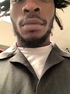 Snapshot of yourcummingdad chatting on 10-17-25, 03:58 yourcummingdad online show from 10-17-25, 03:58