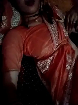 Snapshot of SpicyRoshni chatting on 05-14-26, 05:09 SpicyRoshni online show from 05-14-26, 05:09