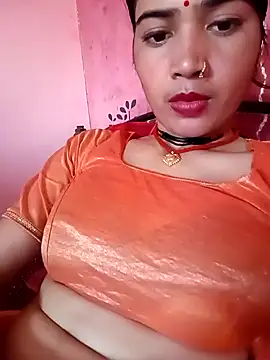 Snapshot of SpicyRoshni chatting on 05-18-26, 05:24 SpicyRoshni online show from 05-18-26, 05:24