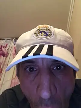 Snapshot of axvvgchx chatting on 03-07-26, 11:02 axvvgchx online show from 03-07-26, 11:02