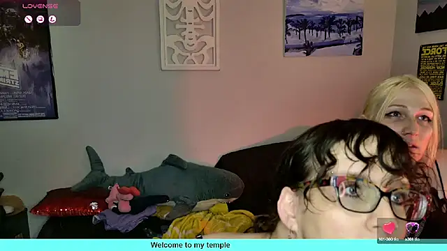 AthenaAphrodisia online show from 09-19-25, 10:21