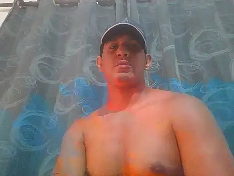 Snapshot of Jota_Alejand chatting on 10-12-25, 01:26 Jota Alejand online show from 10-12-25, 01:26