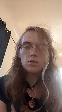 Snapshot of BlondeyMiyMiy chatting on 09-14-25, 05:34 BlondeyMiyMiy online show from 09-14-25, 05:34