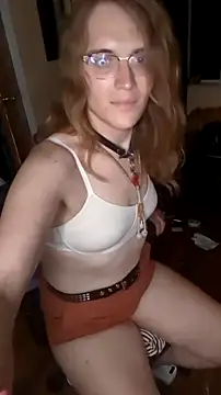 Snapshot of BlondeyMiyMiy chatting on 09-16-25, 05:30 BlondeyMiyMiy online show from 09-16-25, 05:30