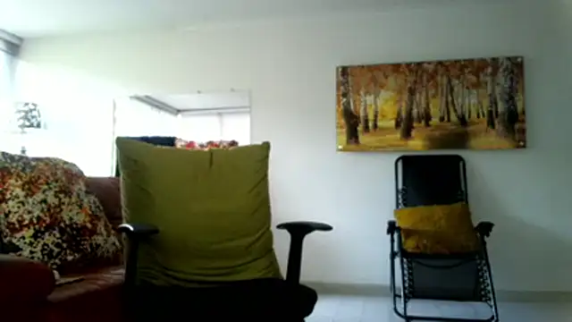 Snapshot of Mirianzapata_1 chatting on 06-22-26, 10:18 Mirianzapata 1 online show from 06-22-26, 10:18