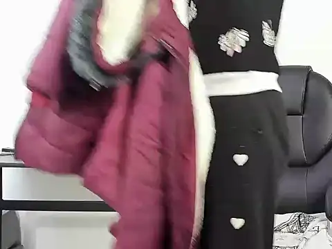 Aisha hotts777 online show from 09-25-25, 02:48