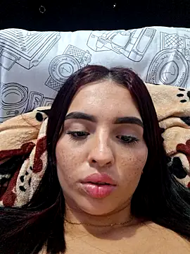 Snapshot of EmiliaSomer chatting on 10-14-25, 04:46 EmiliaSomer online show from 10-14-25, 04:46